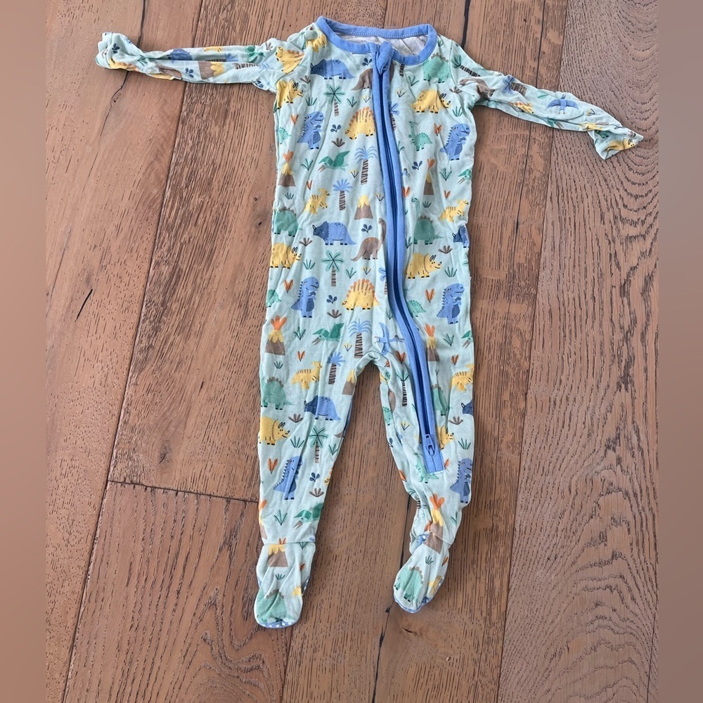 Rugged butts ruffle Bamboo Viscose Sleeper Onsie Double Zip Dinosaur 3-6 months